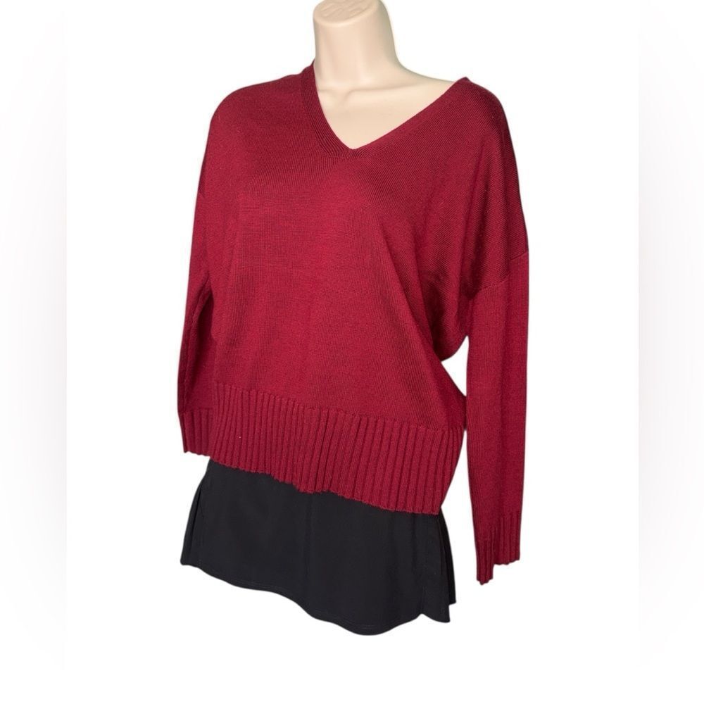 Eileen Fisher Soft knit V-Neck Sweater in Deep Burgundy red S/P Italian